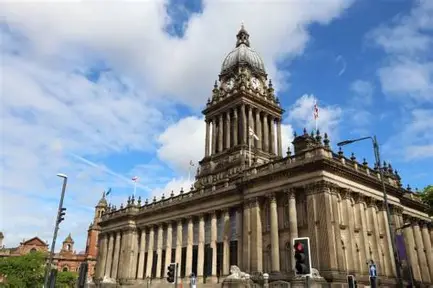 Rubbish Removal Leeds & West Yorkshire | The Junk Monkeys 5 Rubbish removal in Leeds city centre service area town hall
